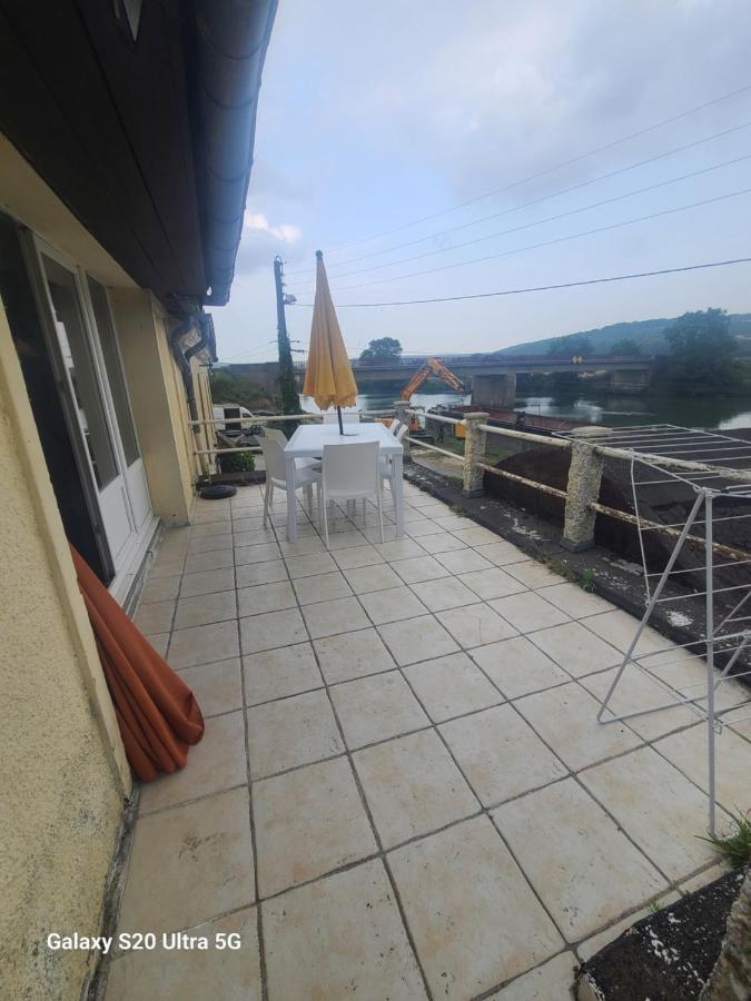 Hotel Les Chambrees Du Bac Charly-sur-Marne Zewnętrze zdjęcie